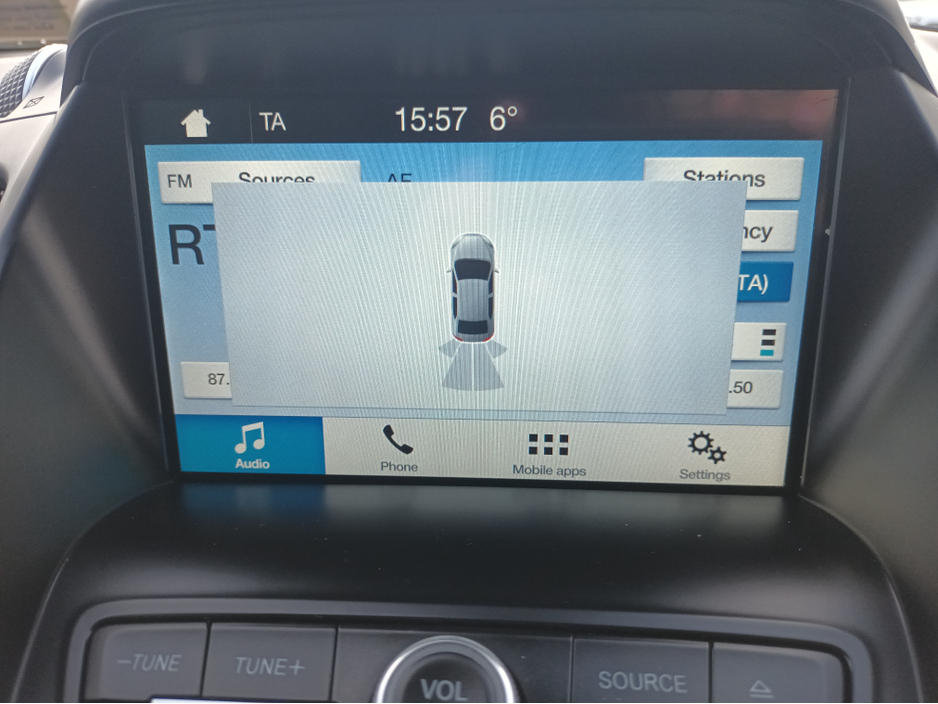 2018 Ford Kuga - image 11