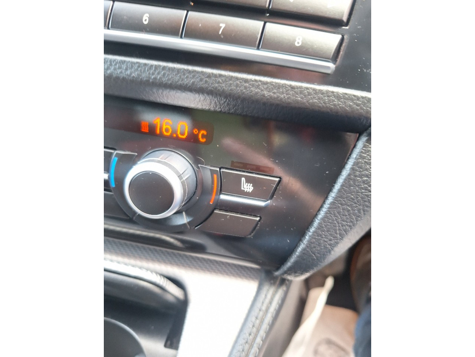 2016 BMW 5 Series - image 18