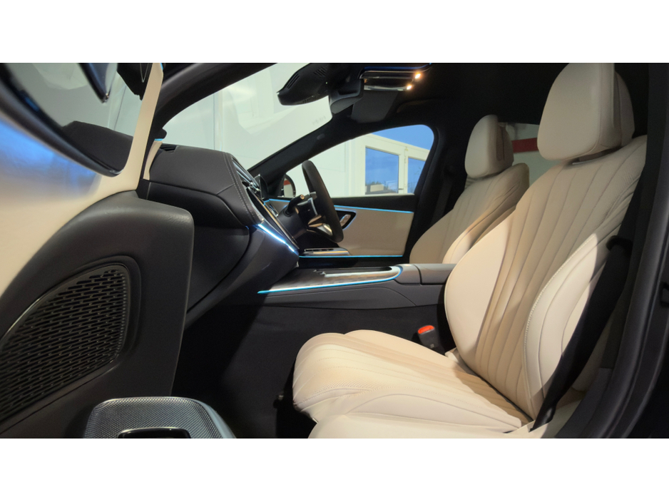 2026 Mercedes-Benz E Class AMG LINE PLUS INC FREE SERVICE PACK AND 3 YEARS WARRANTY €86,800