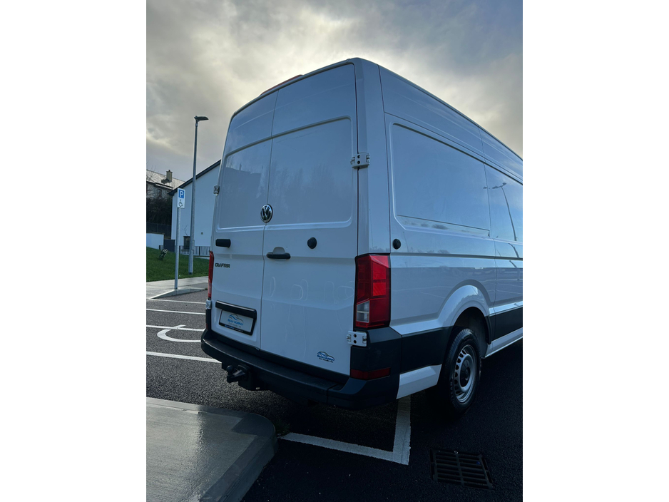 2020 Volkswagen Crafter T 35 MWB 140HP MANUAL 6SPEED FWD 5DR €17,950