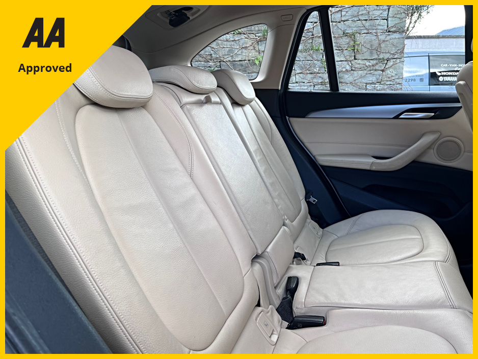 2017 BMW X1 - image 22