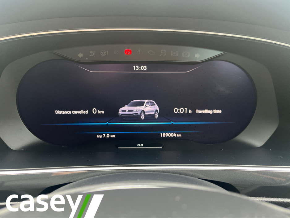 2018 Volkswagen Tiguan - image 10