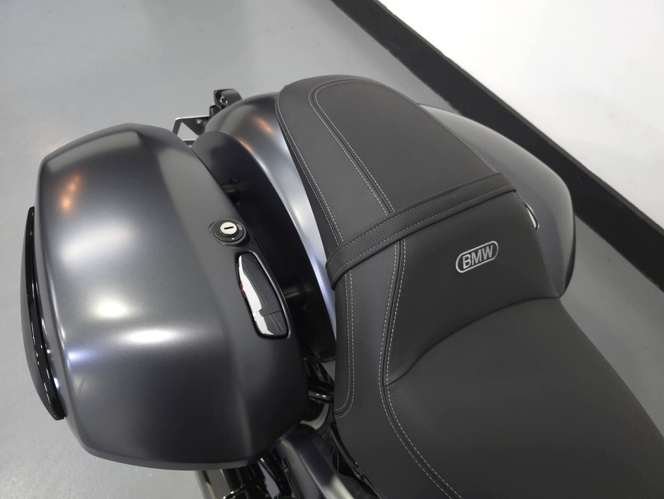 2023 BMW R18 - image 9