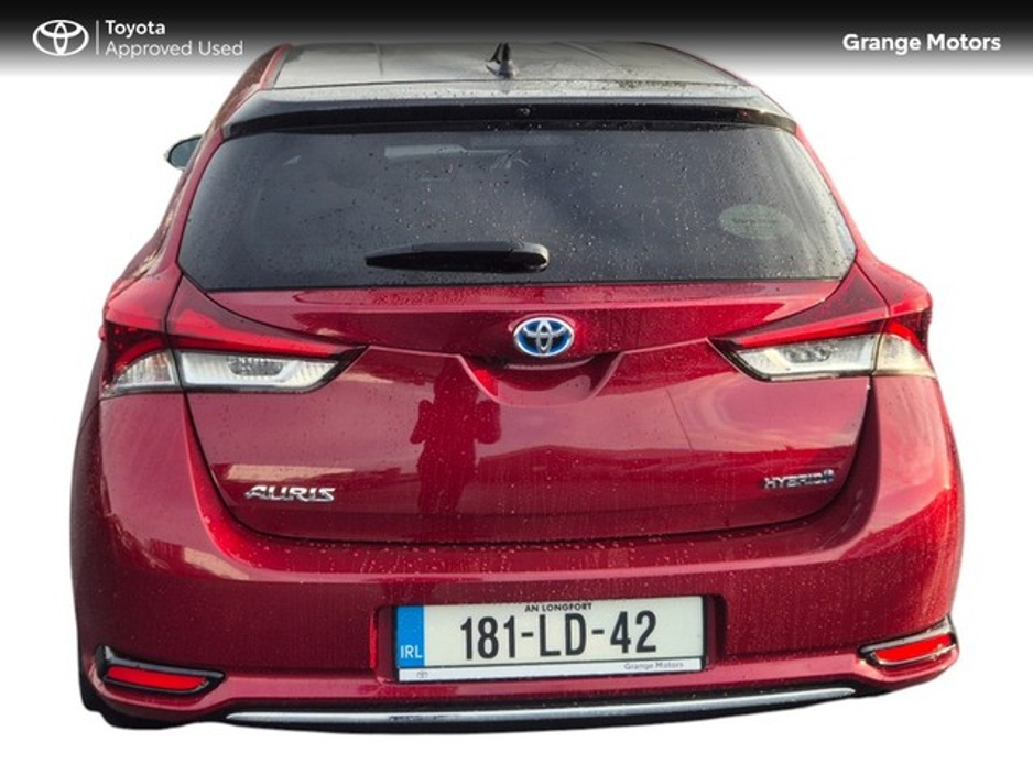 2018 Toyota Auris - image 4