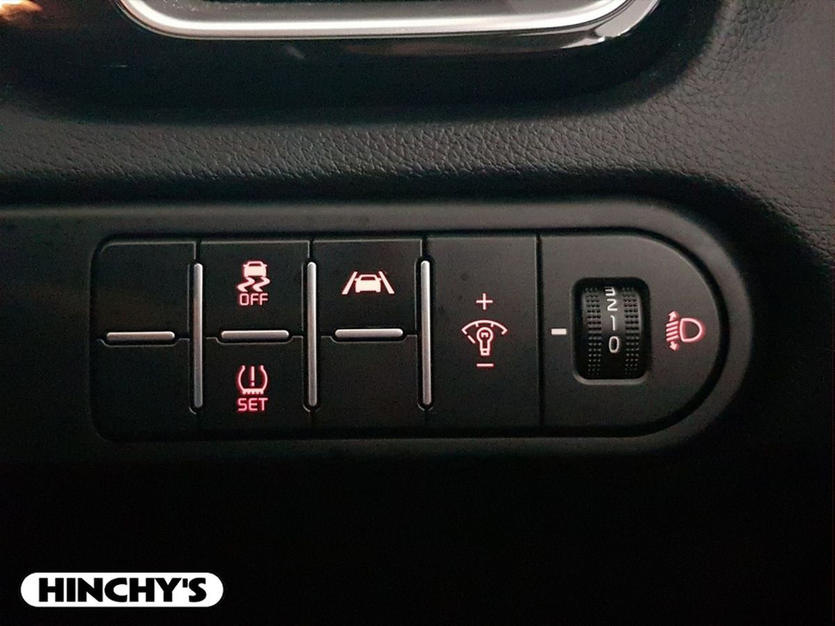 2025 Kia Ceed - image 19