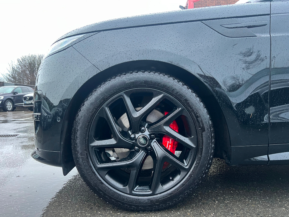 2025 Land Rover Range Rover Sport P460E PHEV 3.0 EDITION *LOW KMS* €119,950