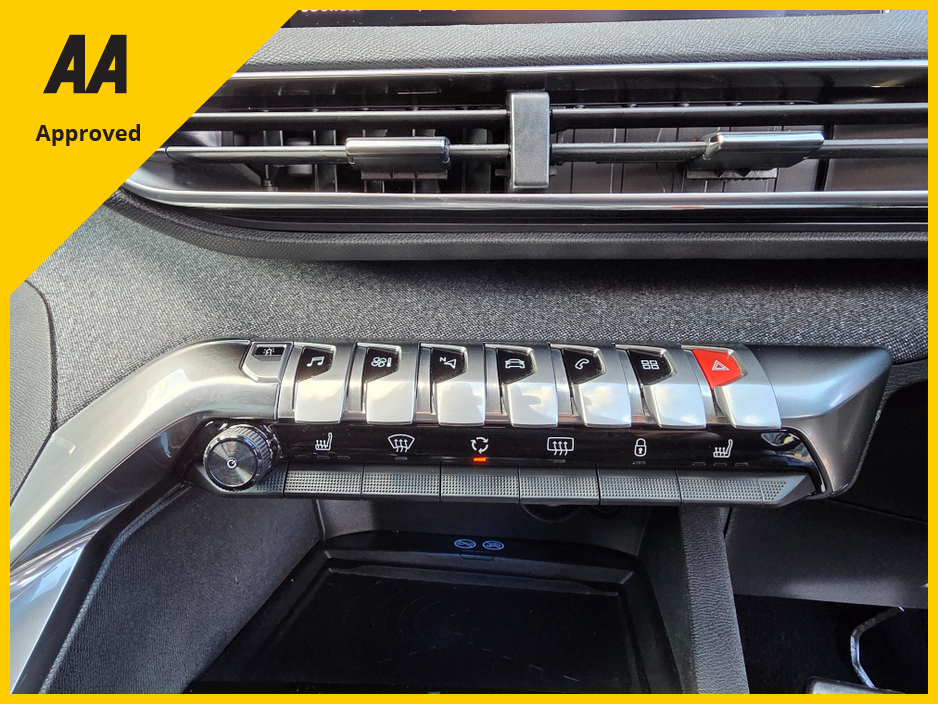 2019 Peugeot 3008 - image 21