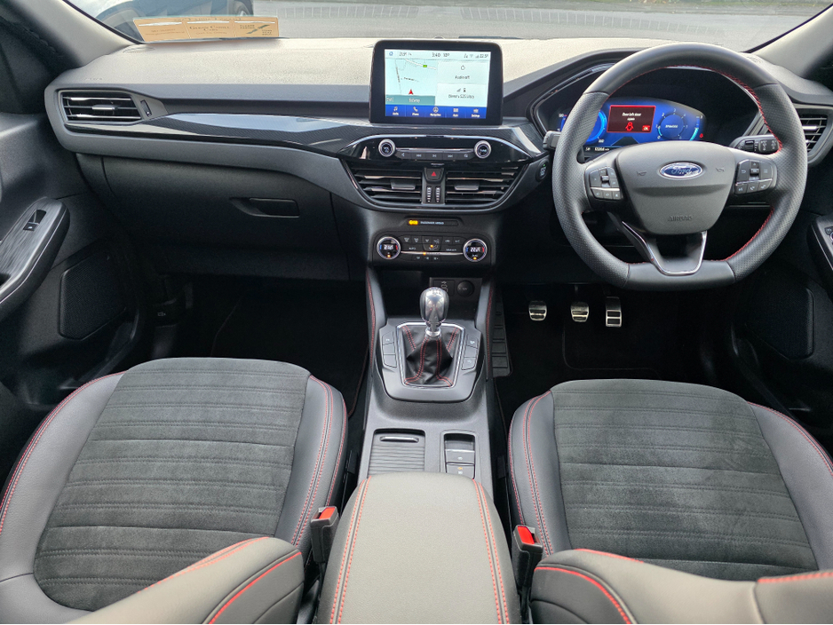 2022 Ford Kuga - image 22