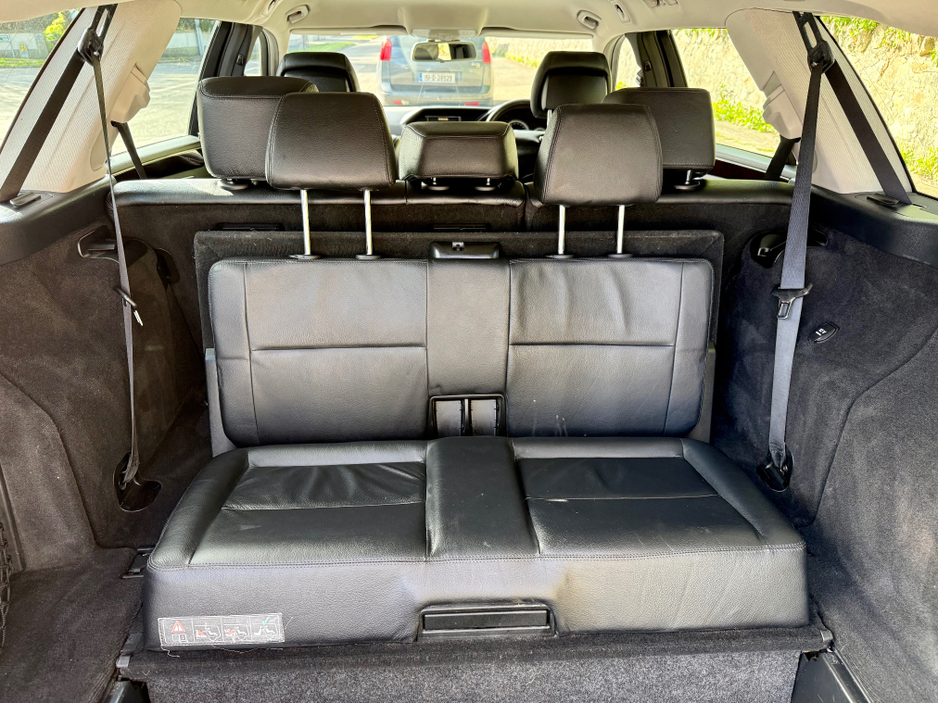 2012 Mercedes-Benz E Class - image 15