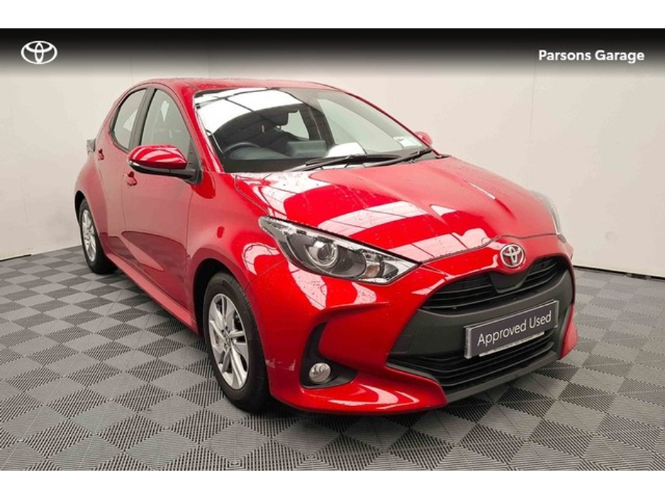 2024 Toyota Yaris 1.5 LUNA 4DR €23,995