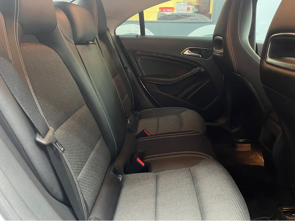 2018 Mercedes-Benz CLA Class €22950! 2018 MERCEDES-BENZ CLA180 AMG LINE AUTOMATIC / HEATED SEATS / CRIUSE CONTROL / REVERSE CAMERA / PADDLE SHIFTERS €22,950