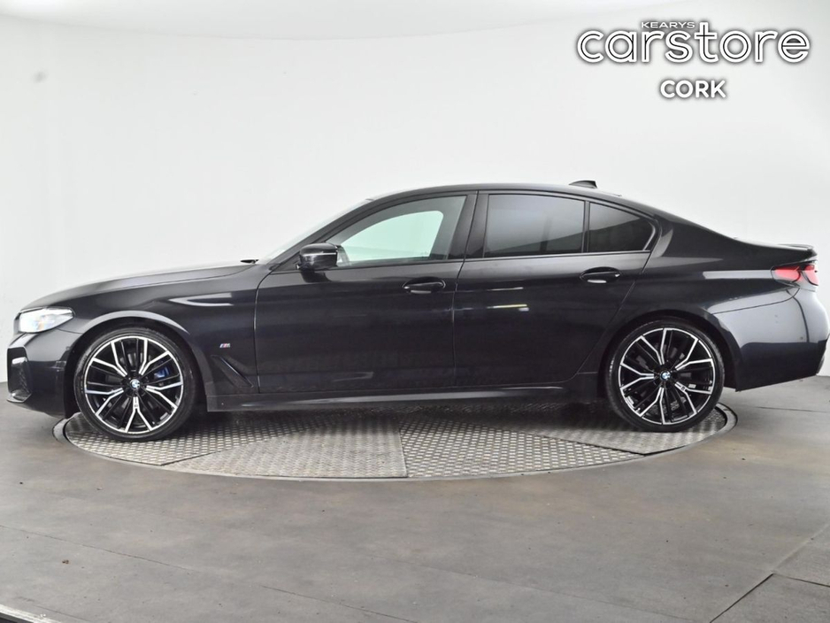 2021 BMW 5 Series - image 6