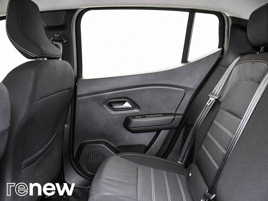 2022 Dacia Sandero Stepway - image 11