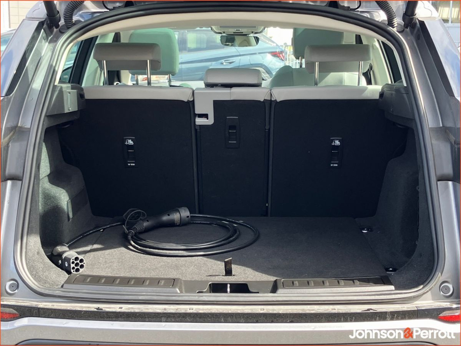 2025 Land Rover Range Rover Evoque - image 13