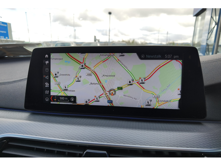 2017 BMW 5 Series - image 17