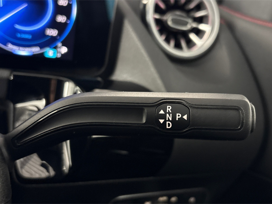 2025 Mercedes-Benz EQA - image 17