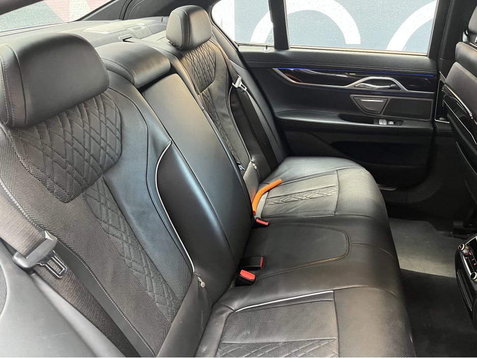 2018 BMW 7 Series €28950 2018 BMW 740E IPERFORMANCE M-SPORT 2.0 AUTOMATIC / CRUISE CONTROL 360° CAMERA / ELECTRIC MEMORY HEATED & MASSAGING SEATS / AMBIENT LIGHTS / PADDLE SHIFTERS / PANORAMIC SUNROOF €28,950