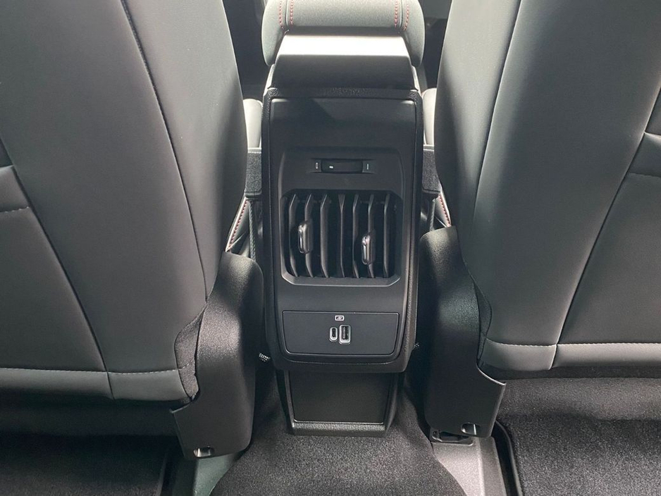 2025 Alfa Romeo Tonale - image 39