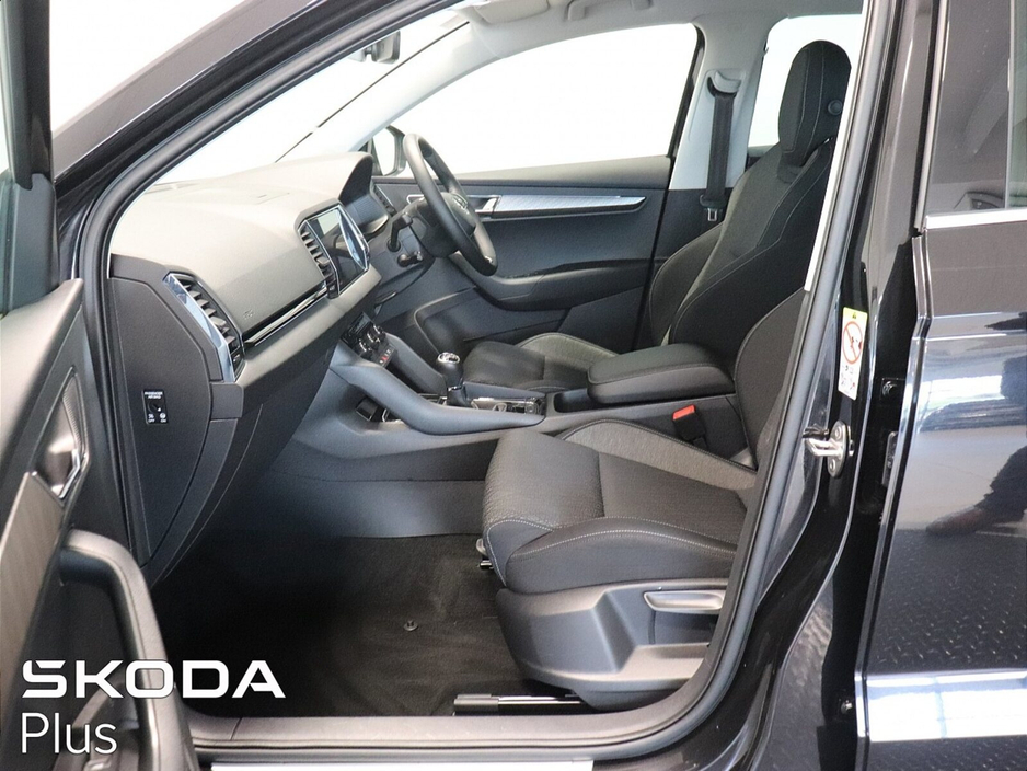 2024 Skoda Karoq - image 4
