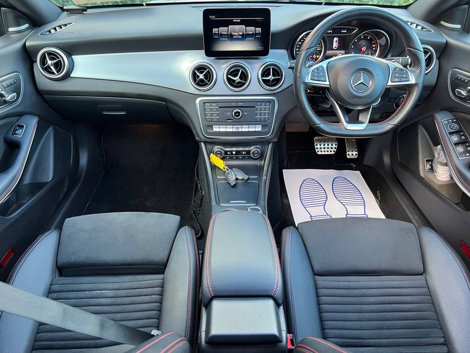 2018 Mercedes-Benz CLA Class AMG-LINE 1.6 AUTO // HIGH SPEC // OPENING PAN ROOF // AMG POWERED HEATED SEATS // 18" AMG ALLOYS €24,950