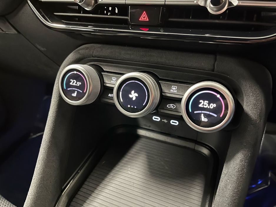 2025 Skoda Kodiaq Sportline IV 1.5TSi PHEV 204BHP - Reversing Camera - Climate Control - Sat Nav - Heated Seats - Keyless Start - Apple CarPlay/Android Auto €53,950