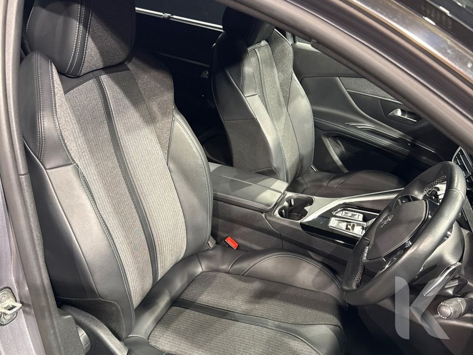 2023 Peugeot 5008 7-SEATER - AUTOMATIC 1.5L HDI - REVERSE CAMERA - PADDLE SHIFT €30,950