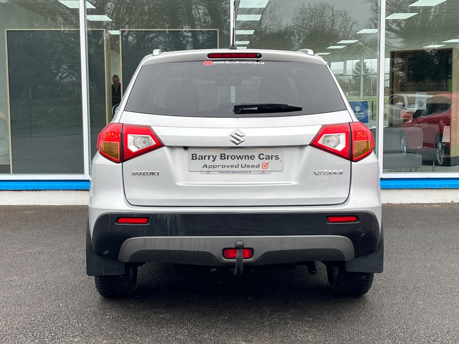 2015 Suzuki Vitara - image 7