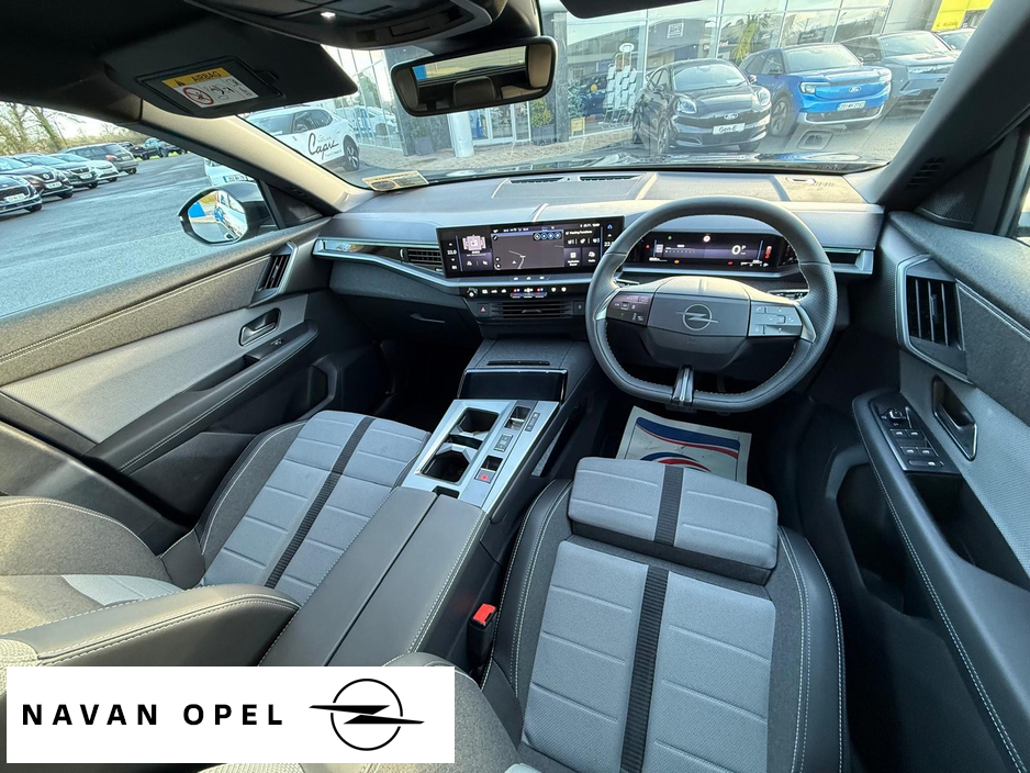 2025 Opel Grandland - image 9