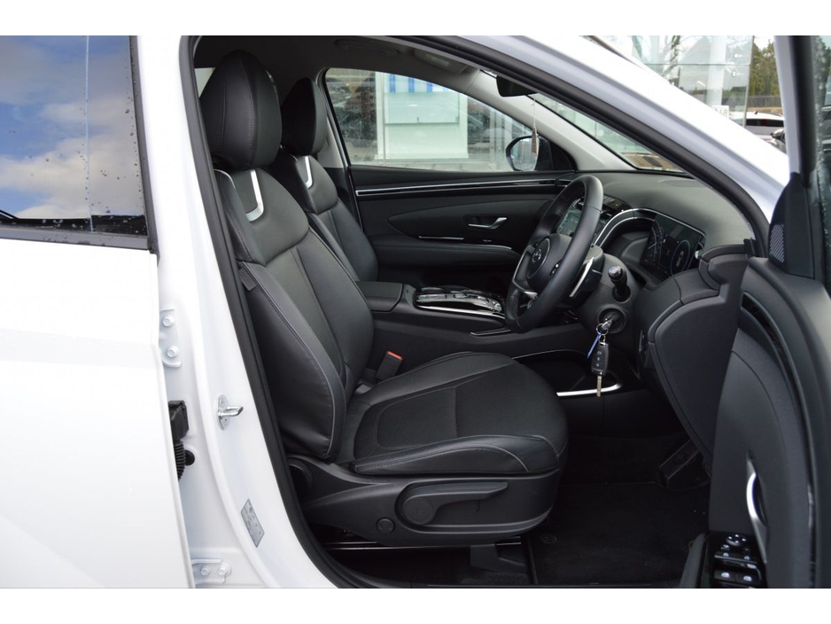 2024 Hyundai Tucson 2WD Executive HEV Auto, Low Mileage €37,995