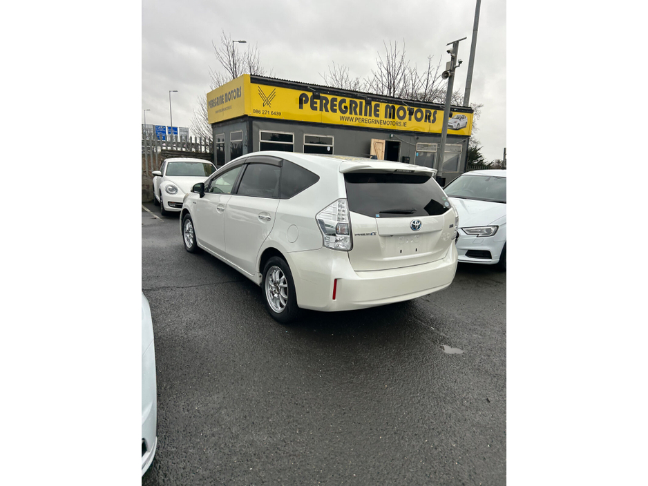 2014 Toyota Prius  €13,950