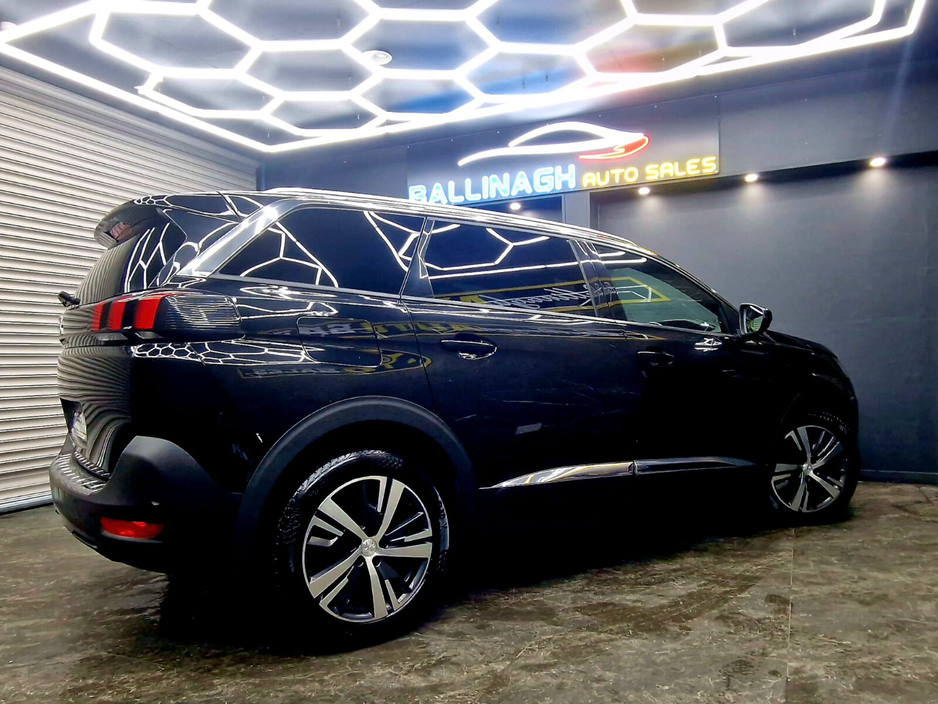 2023 Peugeot 5008 1.5 BlueHDi 130bhp Allure Auto €33,950