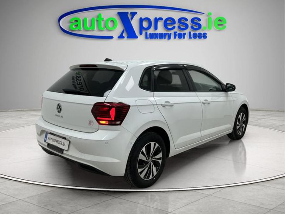 2021 Volkswagen Polo 1.0 TSI Automatic, Reversing camera LOW MILES €20,495