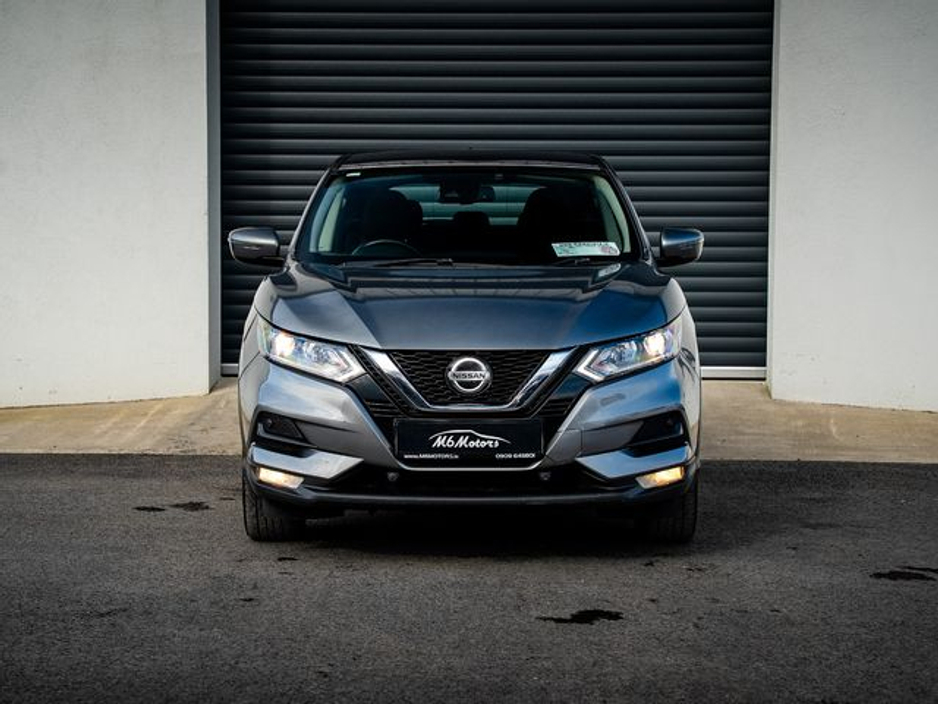 2020 Nissan Qashqai - image 2