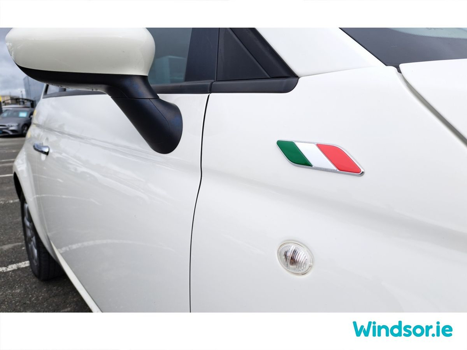 2019 Fiat 500 - image 26