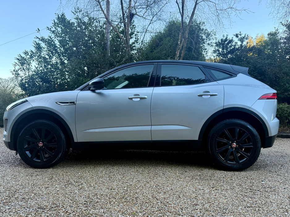 2019 Jaguar E-Pace - image 10