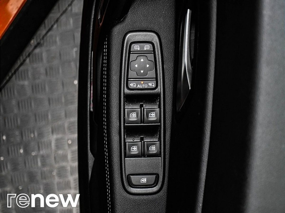 2023 Dacia Duster - image 26