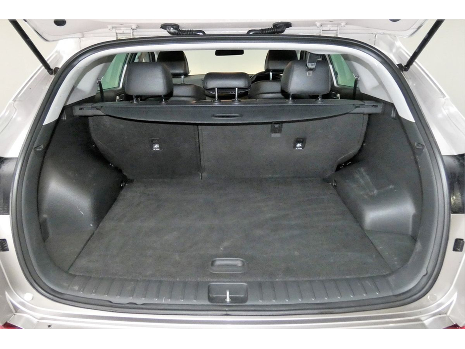 2016 Hyundai Tucson - image 26