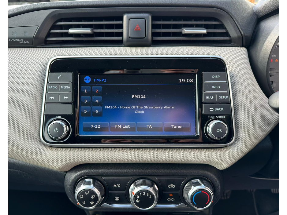 2018 Nissan Micra - image 23