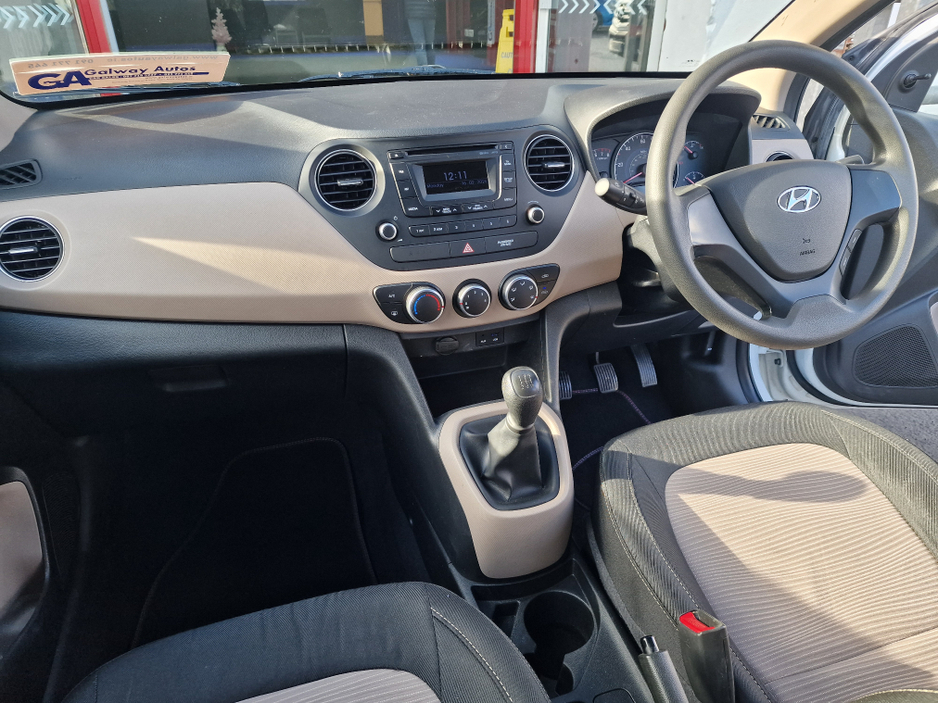 2016 Hyundai i10 S AIR **GREAT STARTER CAR** €7,450