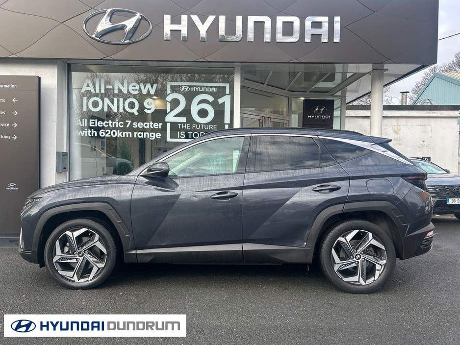 2023 Hyundai Tucson - image 3