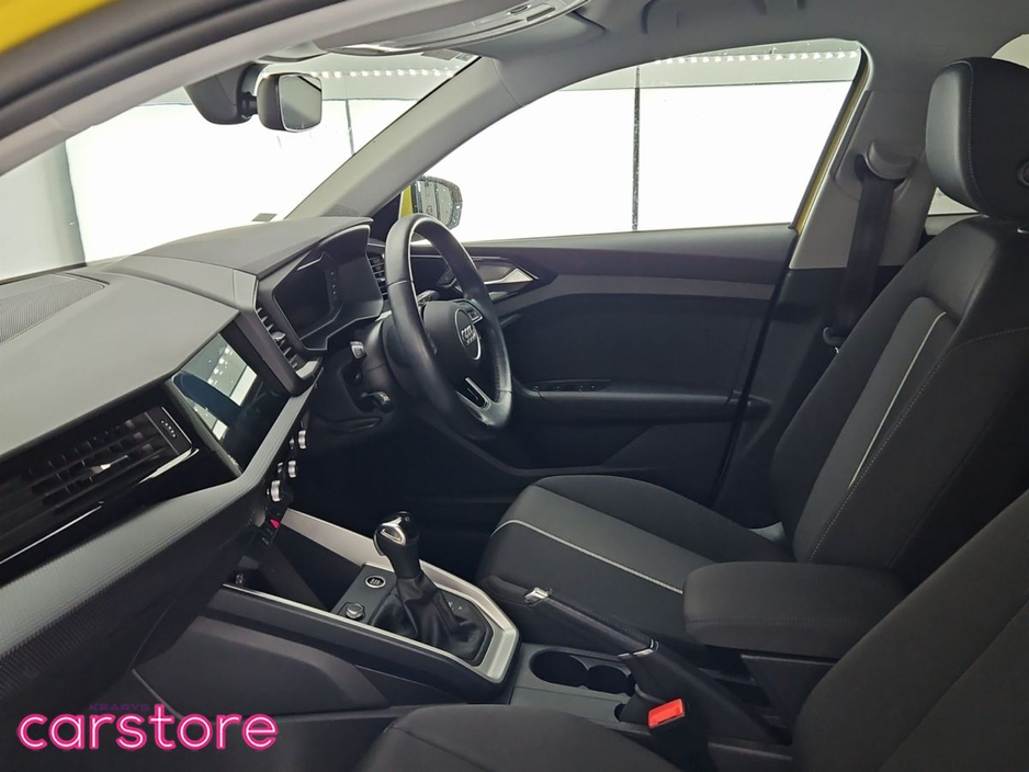 2021 Audi A1 - image 12