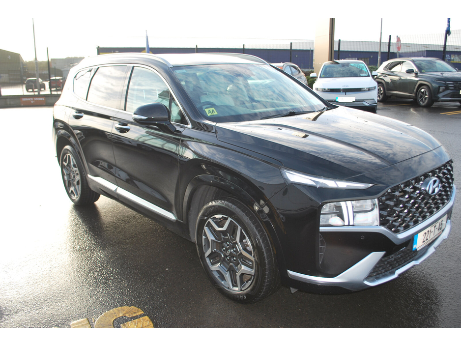 2022 Hyundai Santa Fe 1.6 PHEV 4WD Executive Plus Auto €44,950