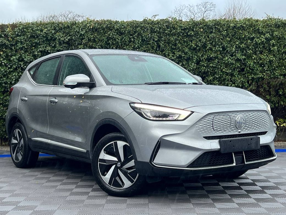 2023 MG ZS 73KWH // LONG RANGE MODEL // VERY LOW MILEAGE // APPLE CARPLAY/ANDROID AUTO €22,900