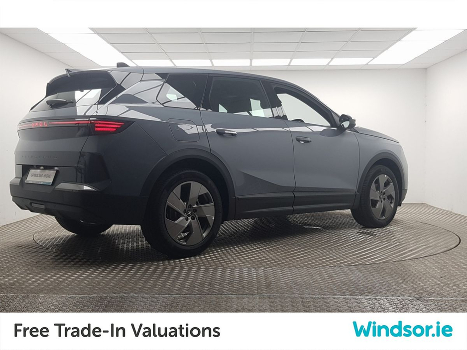 2025 Opel Grandland Elegance 1.2 MHEV (Tech Pack)