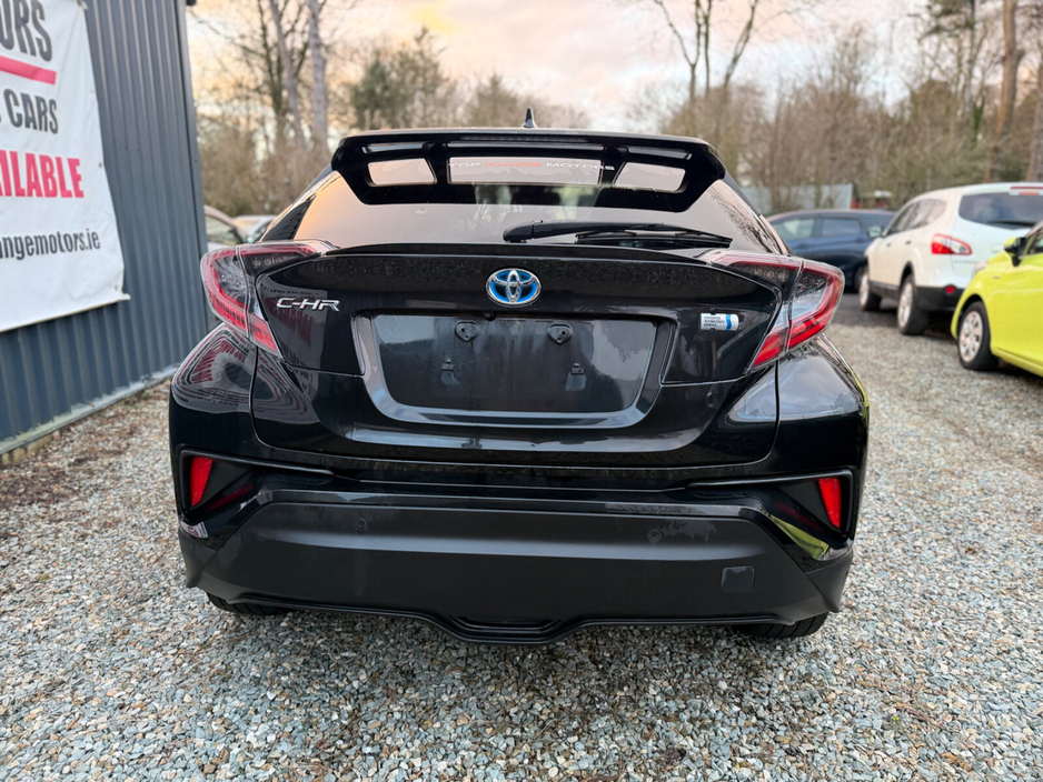 2018 Toyota C-HR 1.8 HYBRID LUNA €19,500