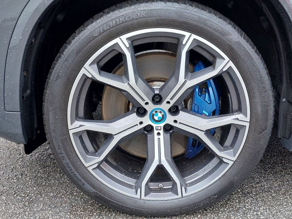 2022 BMW X5 xDrive45e xLine M Sport €64,995