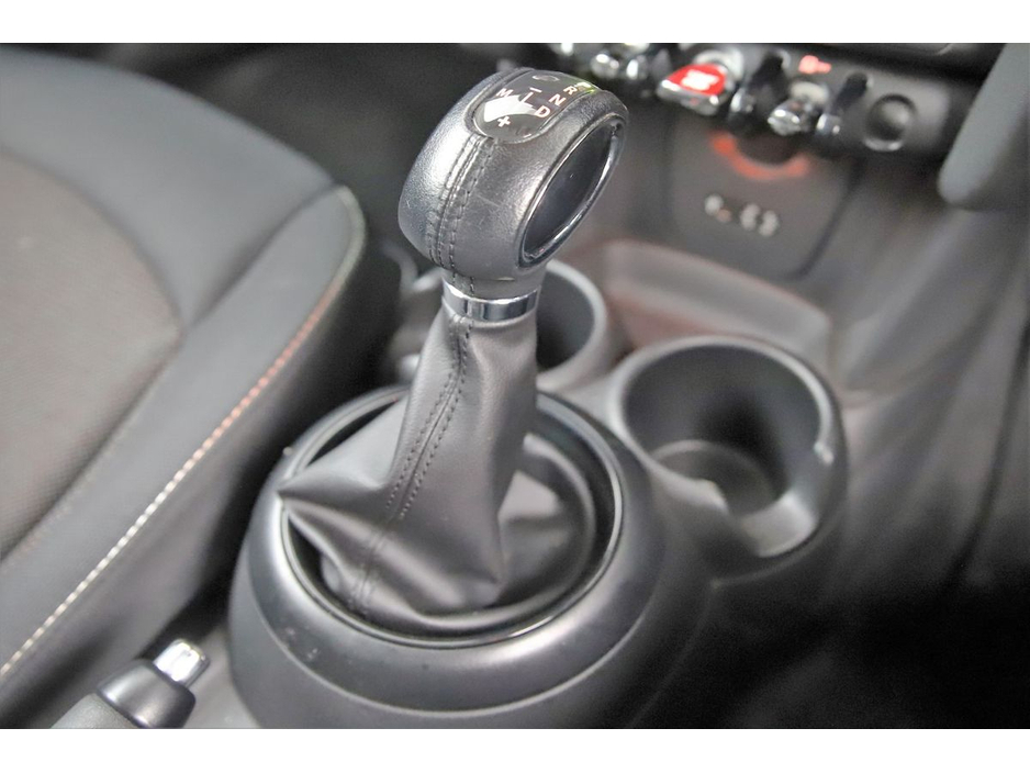 2016 MINI Hatch 1.5 AUTO 5DR *CARPLAY*ANDROID AUTO*1 YEARS WARRANTY* €15,890