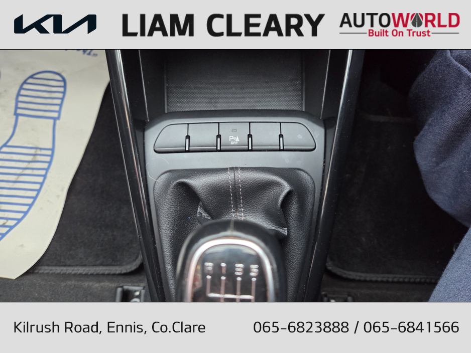 2022 Kia Stonic - image 18