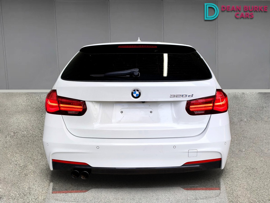 2018 BMW 3 Series - image 14