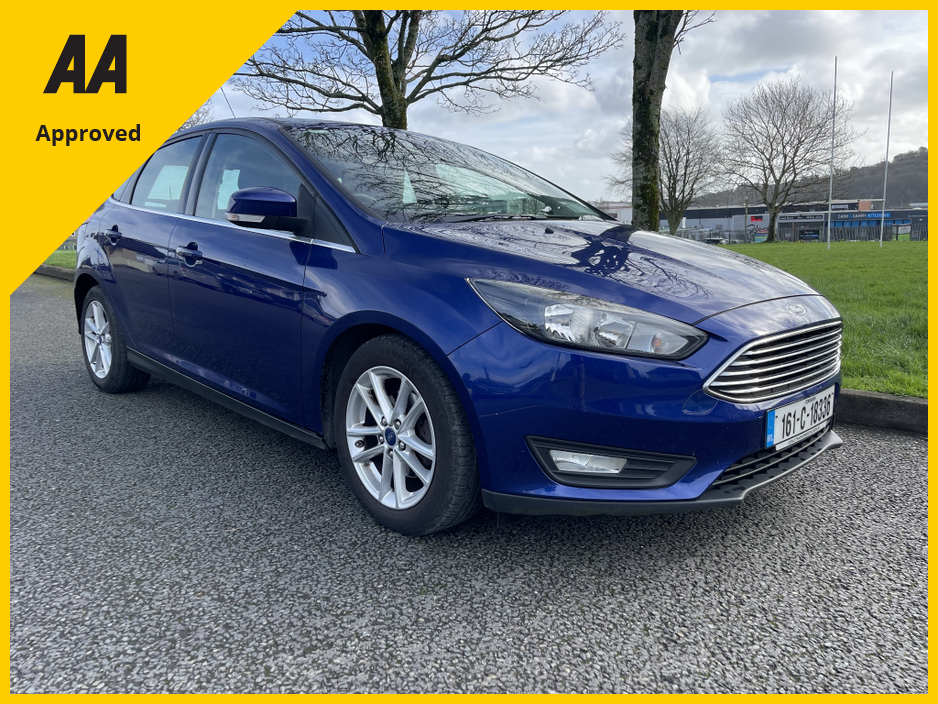 2016 Ford Focus - image 16